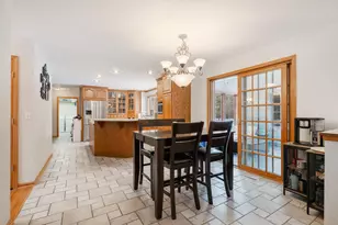 2985 Pine Ridge Rd, Oshkosh, WI 54904 - Photo 9