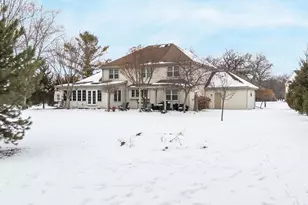 2985 Pine Ridge Rd, Oshkosh, WI 54904 - Photo 41