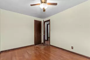 848 E Glendale Ave, Appleton, WI 54911 - Photo 11