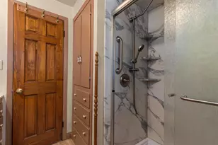 848 E Glendale Ave, Appleton, WI 54911 - Photo 17