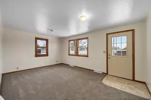 510 E Factory St, Seymour, WI 54165 - Photo 3