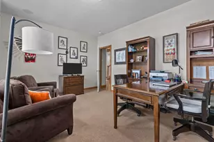 217 E Wentworth Ln, Appleton, WI 54913 - Photo 13