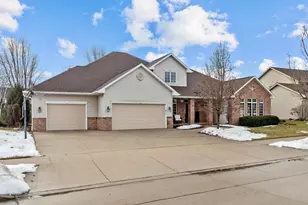 217 E Wentworth Ln, Appleton, WI 54913 - Photo 3