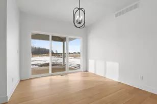 113 Beckerae Ct, Wrightstown, WI 54180 - Photo 9