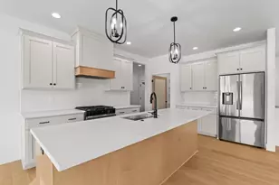 113 Beckerae Ct, Wrightstown, WI 54180 - Photo 7