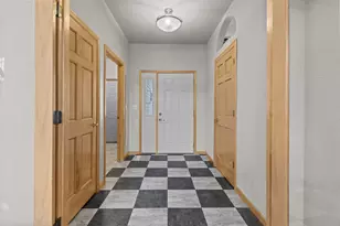 1751 Oak Hollow Ln, Neenah, WI 54956 - Photo 21