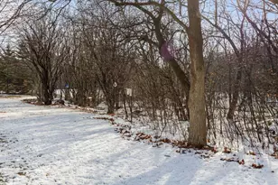 1751 Oak Hollow Ln, Neenah, WI 54956 - Photo 29