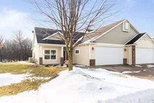 1751 Oak Hollow Ln, Neenah, WI 54956 - Photo 3