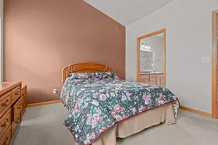 1751 Oak Hollow Ln, Neenah, WI 54956 - Photo 5