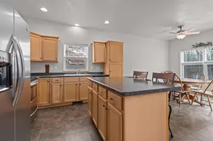 1751 Oak Hollow Ln, Neenah, WI 54956 - Photo 15