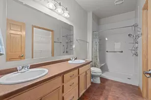 1751 Oak Hollow Ln, Neenah, WI 54956 - Photo 7