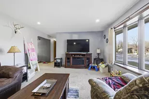 533 Carol Lynn Dr, Little Chute, WI 54140 - Photo 15