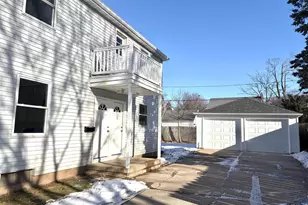 338 River Dr, Appleton, WI 54915 - Photo 3