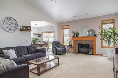 223 Sunny Meadows Drive, Kaukauna, WI 54130 - Photo 7