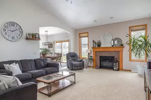 223 Sunny Meadows Dr, Kaukauna, WI 54130 - Photo 7