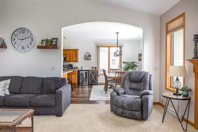 223 Sunny Meadows Drive, Kaukauna, WI 54130 - Photo 9