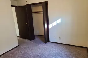 1108 Woodland Dr, Menasha, WI 54952 - Photo 9