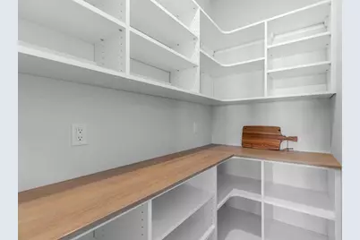 W5826 Roundstone Place, Menasha, WI 54952 - Photo 21