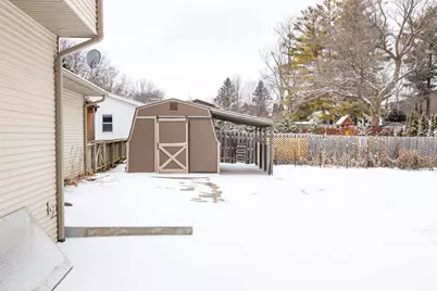 3026 Summer Place, Green Bay, WI 54313 - Photo 3