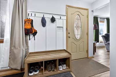 802 E Florida Avenue, Appleton, WI 54911 - Photo 11