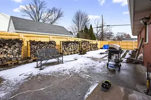 802 E Florida Ave, Appleton, WI 54911 - Photo 33