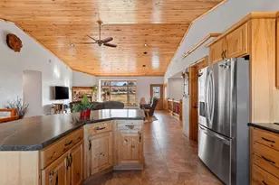 N8481 Town Hall Rd, Black Creek, WI 54106 - Photo 9