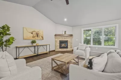 W7043 Otis Drive, Greenville, WI 54942 - Photo 3