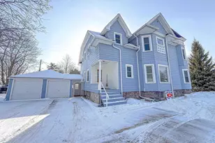 106 S Franklin St, Shawano, WI 54166 - Photo 1