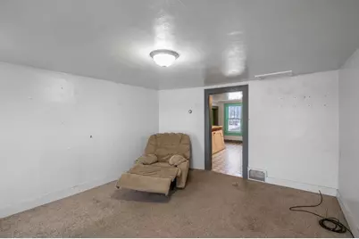 202 Irene Street, Green Bay, WI 54302 - Photo 9