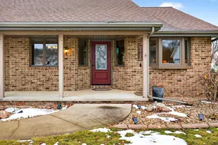 N9619 Darboy Dr, Appleton, WI 54915 - Photo 3