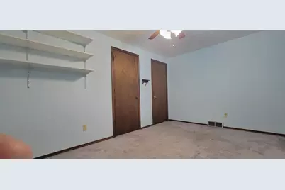 517 Menlo Park Road, Green Bay, WI 54302 - Photo 11