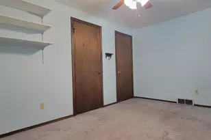 517 Menlo Park Rd, Green Bay, WI 54302 - Photo 11