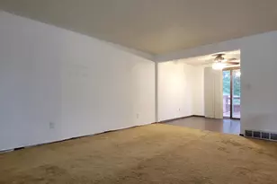 517 Menlo Park Rd, Green Bay, WI 54302 - Photo 5