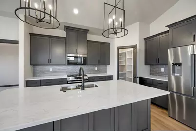 315 Aldon Circle, Green Bay, WI 54304 - Photo 9