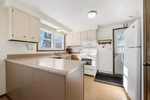 800 Maple St, Winneconne, WI 54986 - Photo 3