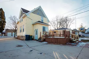 17 W Cotton St, Fond du Lac, WI 54935 - Photo 5