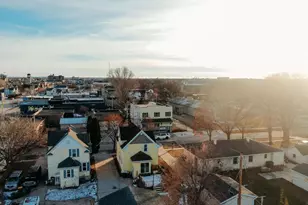 17 W Cotton St, Fond du Lac, WI 54935 - Photo 9