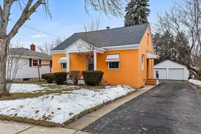 1463 Eastman Avenue, Green Bay, WI 54302 - Photo 1