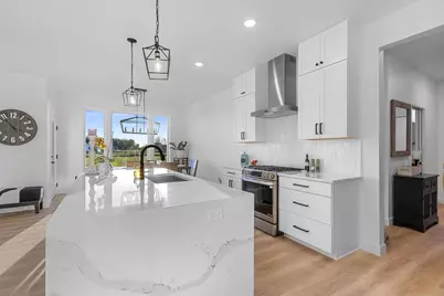 302 Kerrigan Drive, Wrightstown, WI 54180 - Photo 15