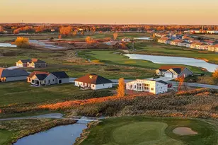 302 Kerrigan Dr, Wrightstown, WI 54180 - Photo 3