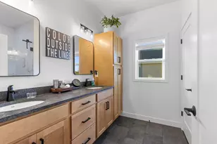 302 Kerrigan Dr, Wrightstown, WI 54180 - Photo 29