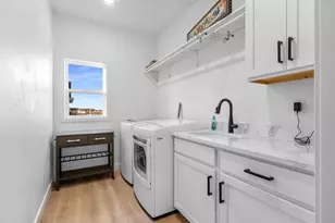 302 Kerrigan Dr, Wrightstown, WI 54180 - Photo 25