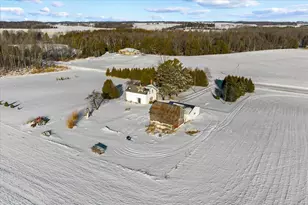 E3837 Church Rd, Kewaunee, WI 54216 - Photo 11