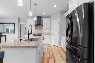 3442 Leeds Castle Dr, Green Bay, WI 54313 - Photo 15