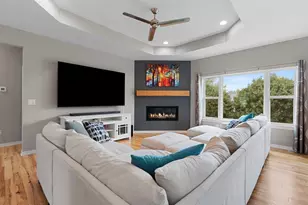 3442 Leeds Castle Dr, Green Bay, WI 54313 - Photo 11