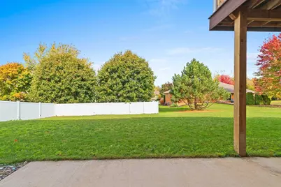 3442 Leeds Castle Drive, Green Bay, WI 54313 - Photo 49