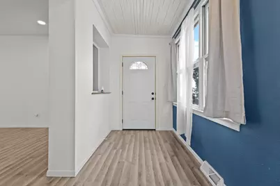 2206 Ashland Street, Oshkosh, WI 54901 - Photo 9