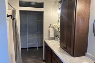 3668 E Gladiolus Pl, Appleton, WI 54913 - Photo 9