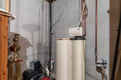 708 Saunders Road, Kaukauna, WI 54130 - Photo 21