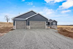 W225 Sunset View Circle, Kaukauna, WI 54130 - Photo 3